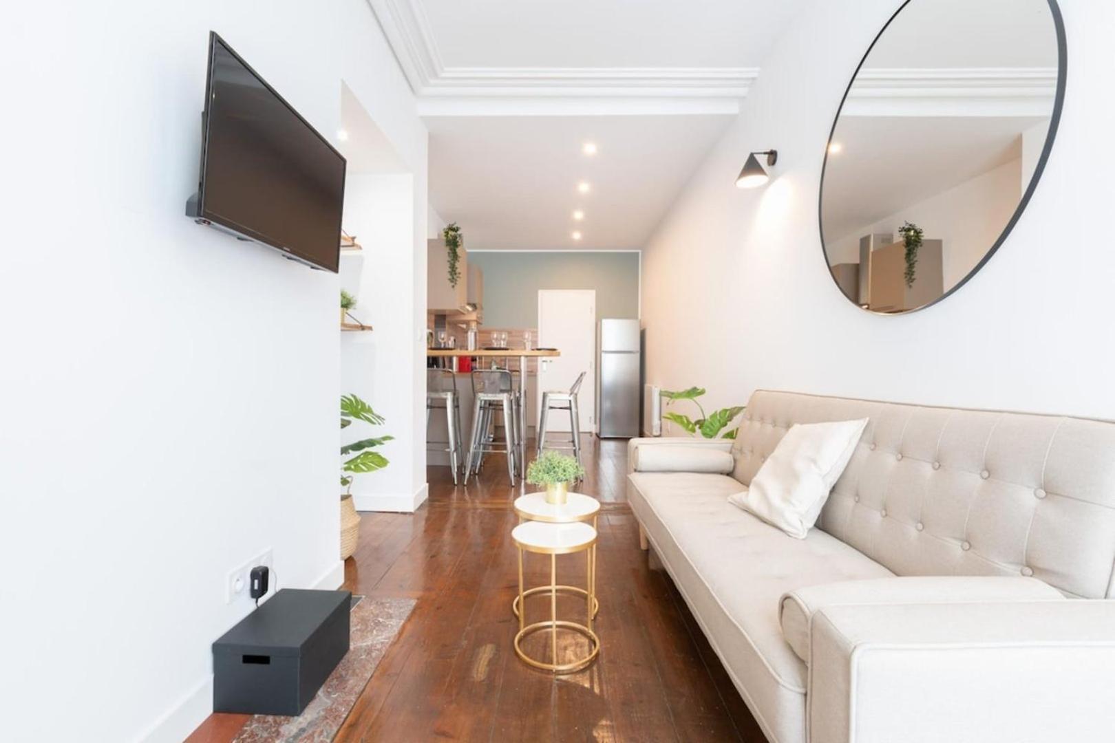Renovated Apartment 3Bed 2Bath ليل المظهر الخارجي الصورة
